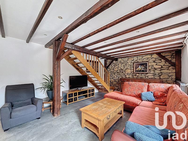 Maison - 198 m² - 8 pièces