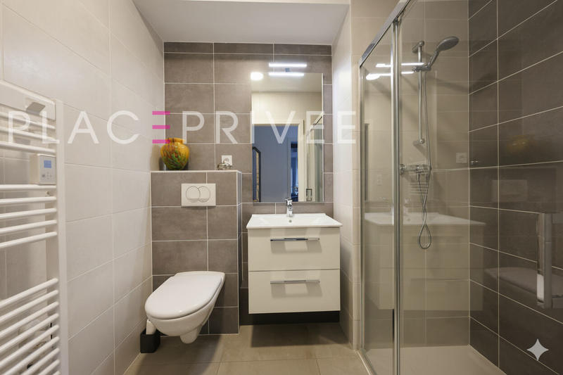 Appartement - 106 m² - 5 pièces