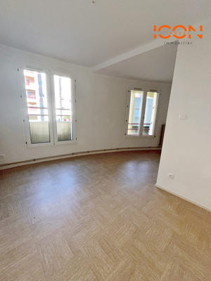 Appartement - 60 m² - 3 pièces