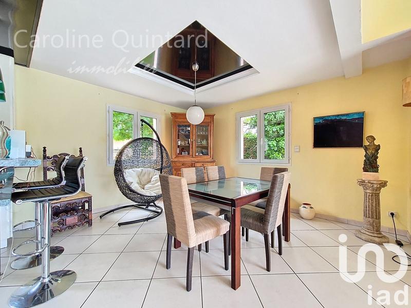 Maison - 196 m² - 6 pièces