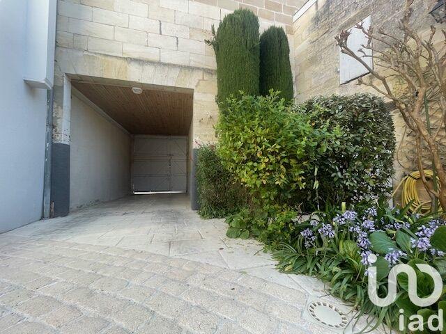 Maison - 288 m² - 9 pièces