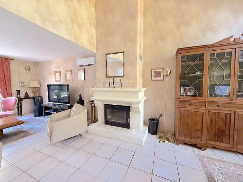 Maison - 180 m² - 7 pièces