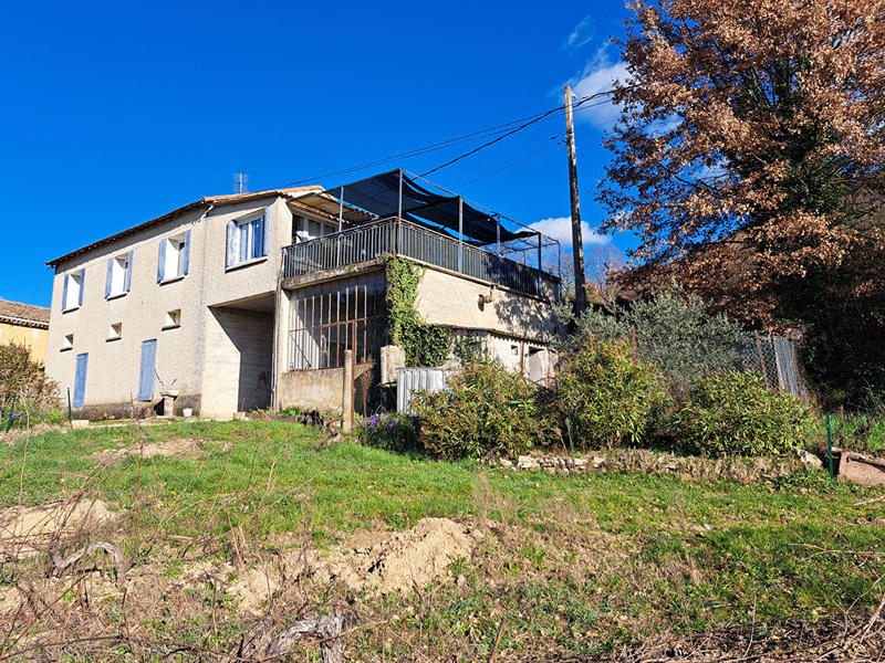 Maison - 105 m² - 5 pièces