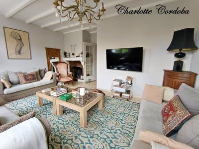 Maison de ville - 142 m² - 6 pièces