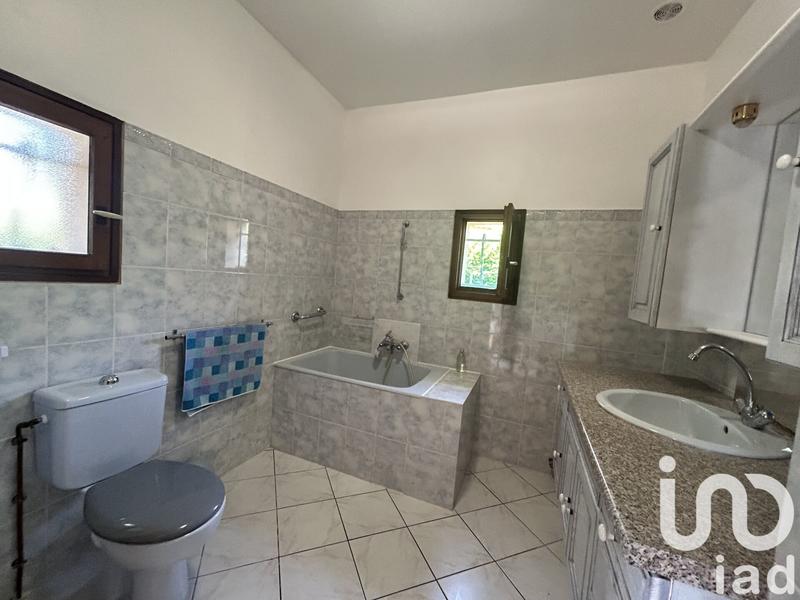 Maison - 95 m² - 5 pièces