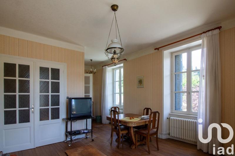 Maison - 260 m² - 10 pièces