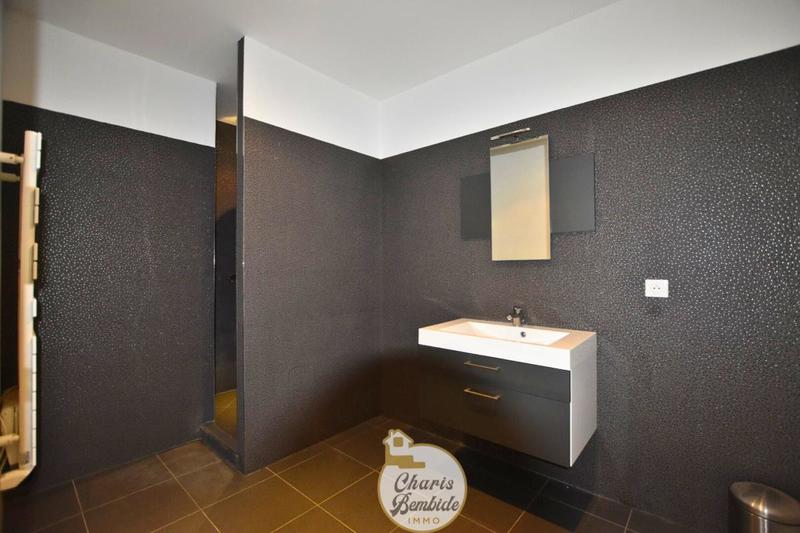 Villa - 275 m² - 9 pièces