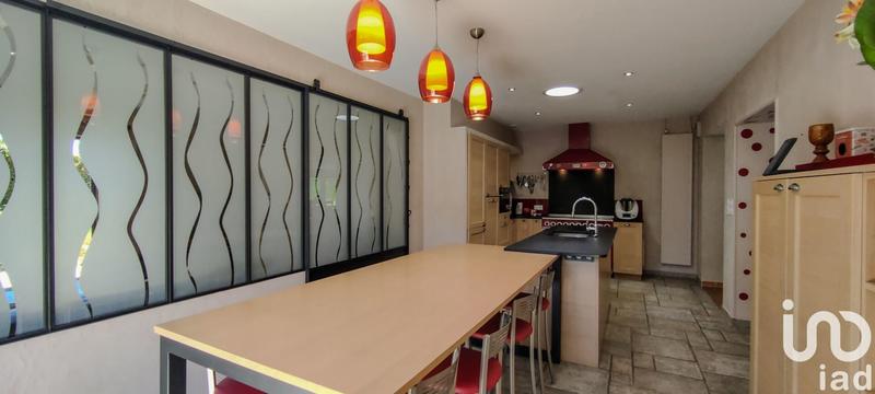 Maison - 182 m² - 6 pièces