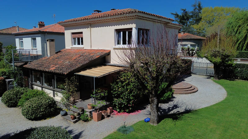 Maison - 169 m² - 7 pièces