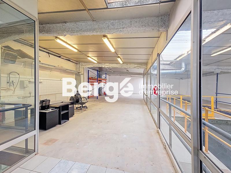 Entrepôt - 550 m²