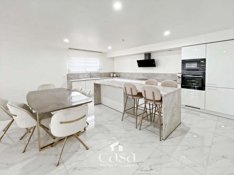 Maison contemporaine - 138 m² - 6 pièces