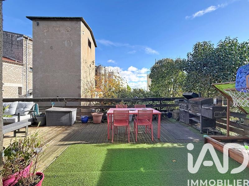 Maison - 157 m² - 5 pièces