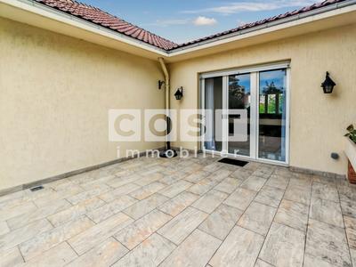 Maison - 157 m² - 4 pièces