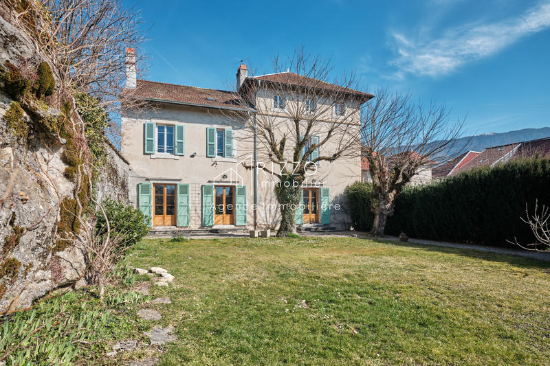 Bastide - 313 m² - 10 pièces