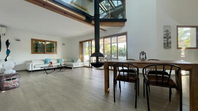 Maison d'architecte - 200 m² - 5 pièces