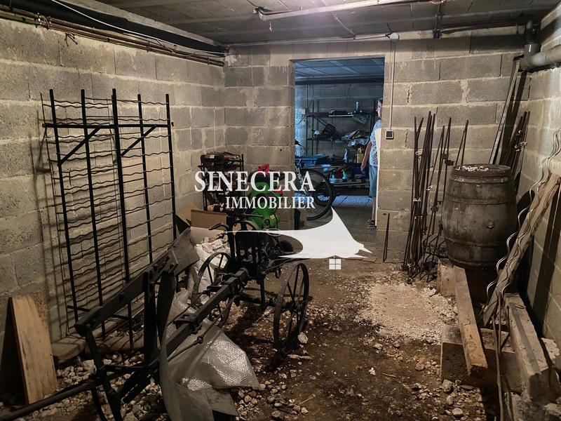 Propriété - 98 m² - 5 pièces