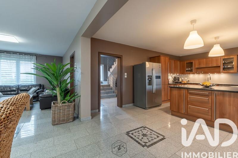 Maison - 150 m² - 6 pièces