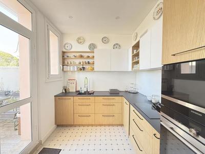 Appartement - 100 m² - 4 pièces