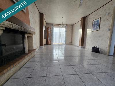 Maison - 140 m² - 5 pièces