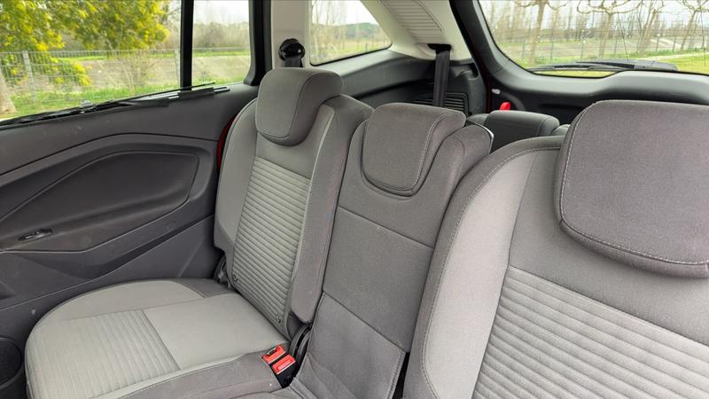 Ford Grand c-Max 1.0 EcoBoost 125 Titanium