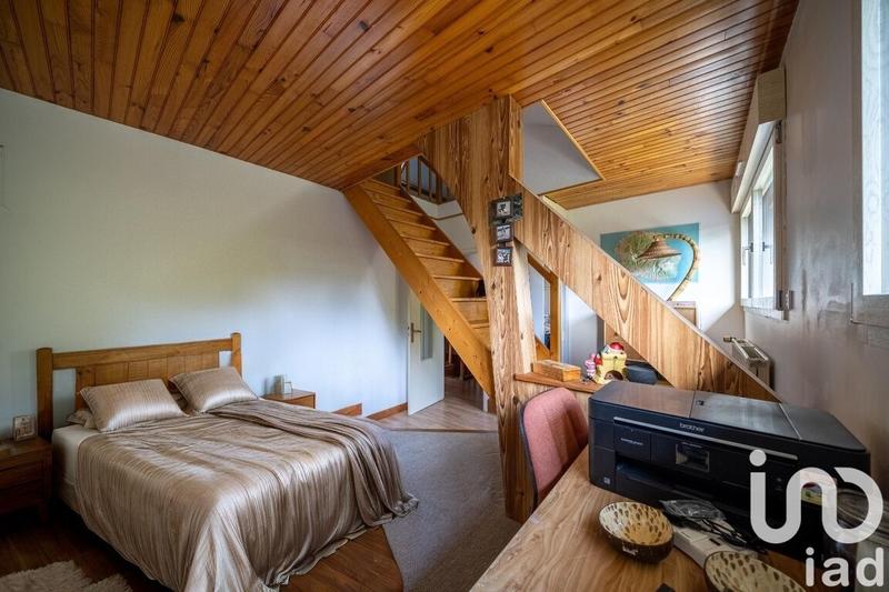 Maison - 346 m² - 11 pièces