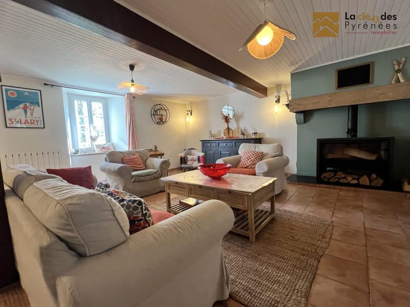 Maison - 182 m² - 7 pièces