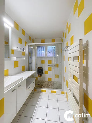 Maison - 97 m² - 4 pièces