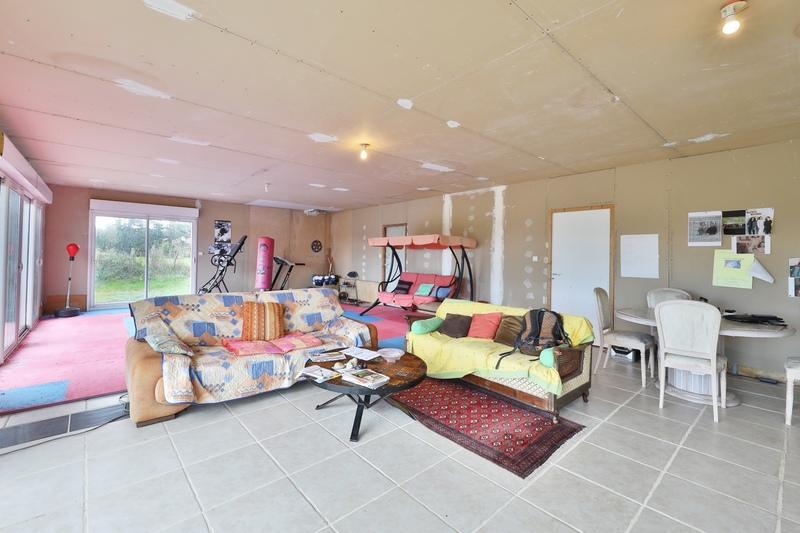 Maison - 281 m² - 8 pièces