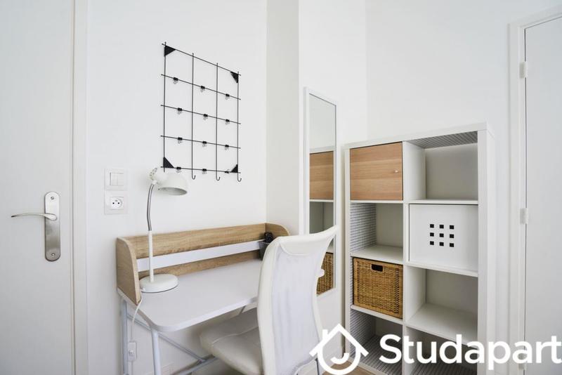 Chambre - 13 m² - 1 pièce