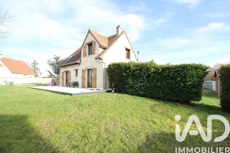 Maison - 95 m² - 5 pièces