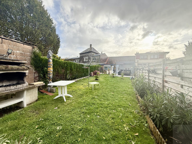 Maison - 91 m² - 4 pièces