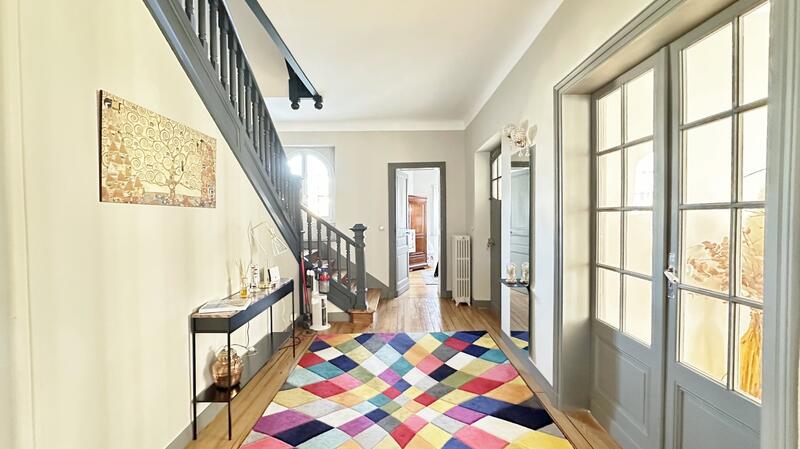 Maison bourgeoise - 203 m² - 7 pièces