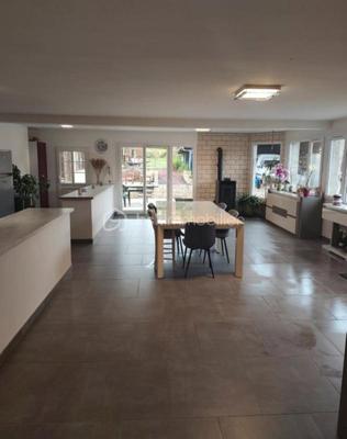 Maison - 179 m² - 8 pièces