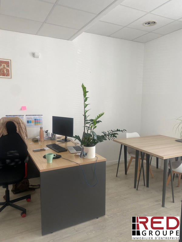 Local d'activités - 118 m²