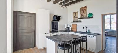 Maison - 190 m² - 9 pièces