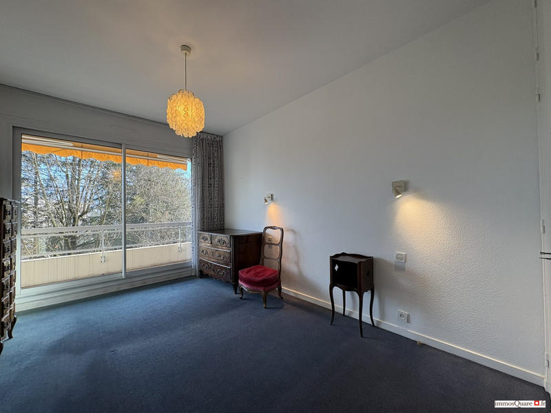 Appartement - 169 m² - 7 pièces