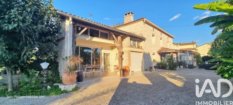 Maison - 260 m² - 7 pièces