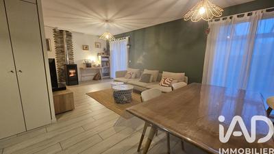 Maison - 90 m² - 4 pièces