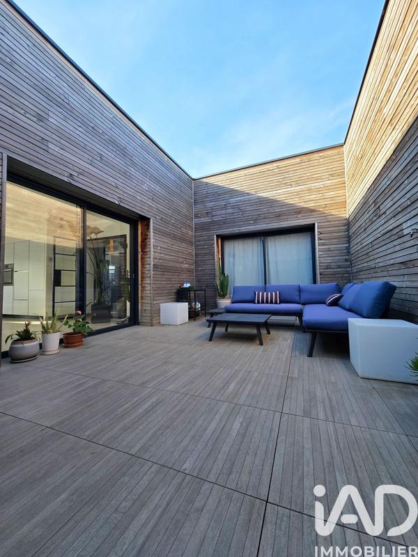 Maison de maîtres - 275 m² - 6 pièces