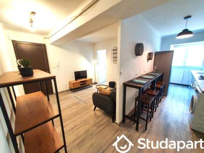 Chambre - 11 m² - 1 pièce