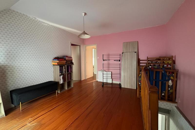 Maison - 124 m² - 7 pièces