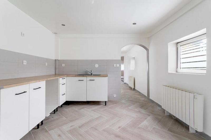 Maison - 110 m² - 7 pièces