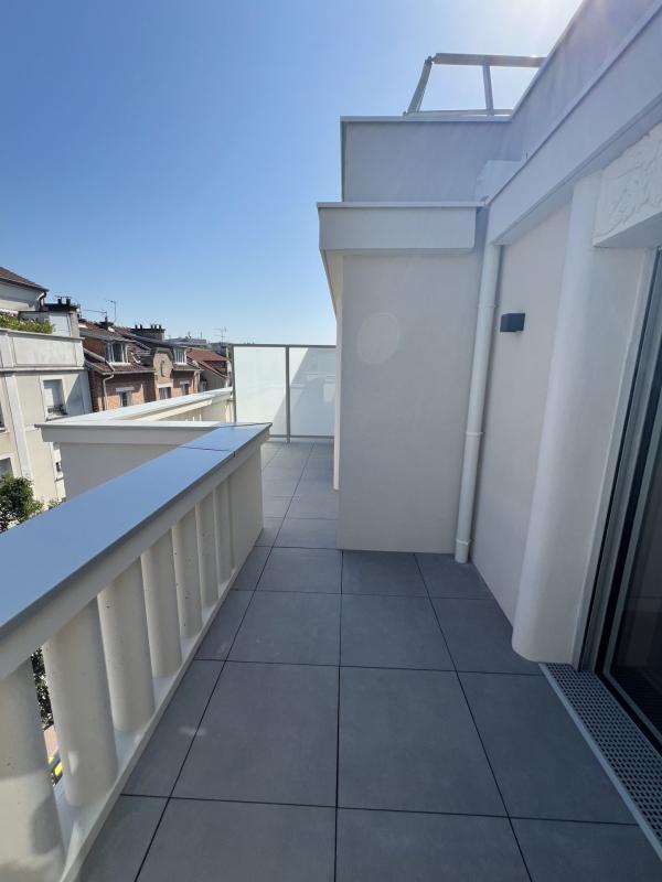 Appartement - 111 m² - 5 pièces