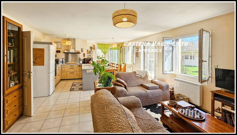 Maison - 99 m² - 5 pièces