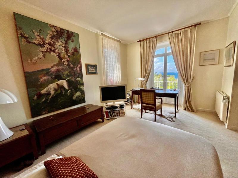 Appartement - 138 m² - 5 pièces