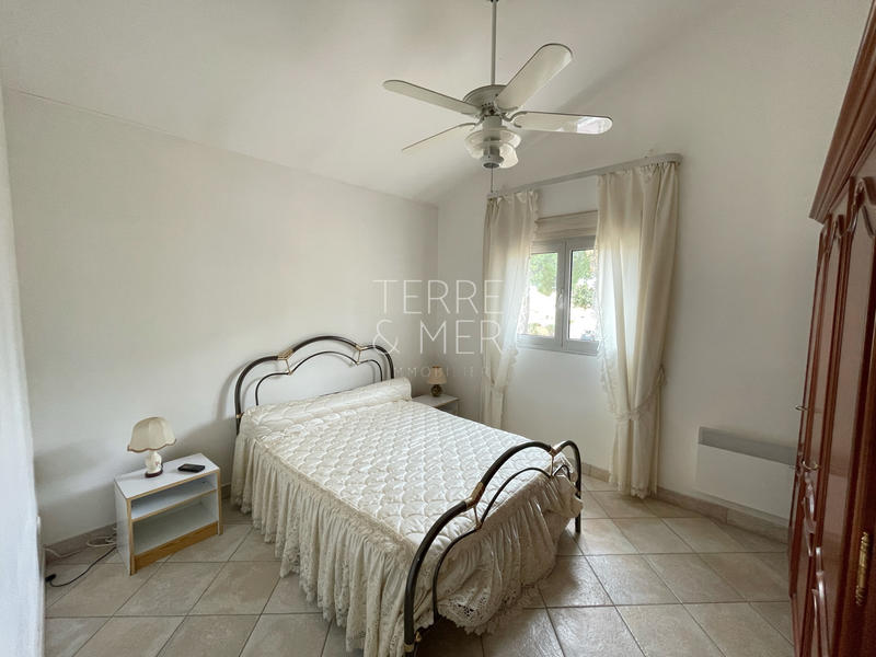 Maison - 240 m² - 7 pièces