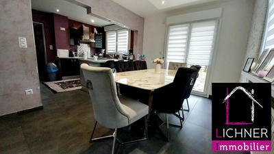 Maison - 96 m² - 5 pièces