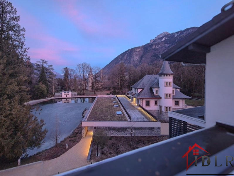 Appartement - 83 m² - 4 pièces