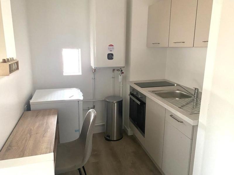 Studio - 12 m² - 1 pièce