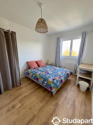 Chambre - 10 m² - 1 pièce